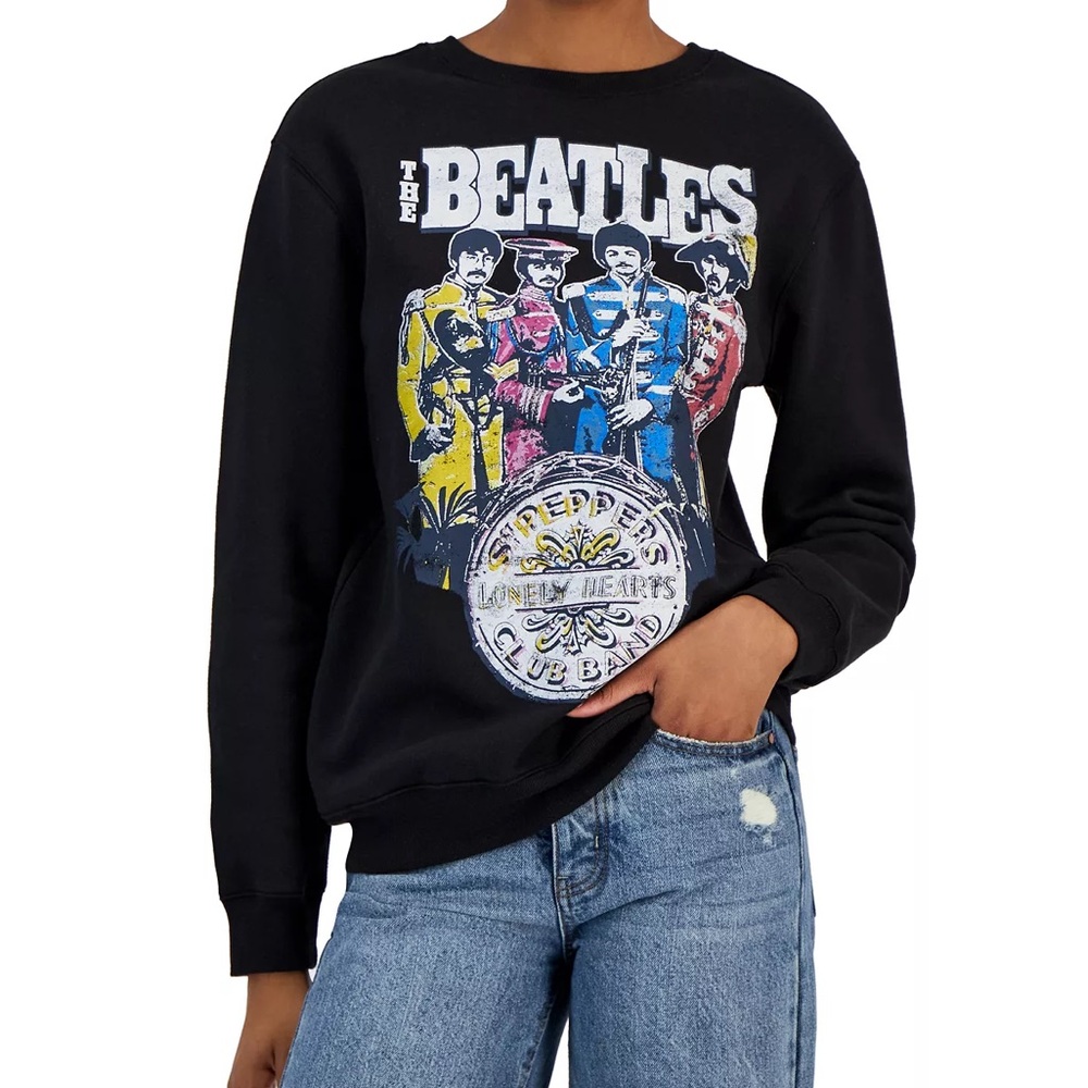NWT Juniors' The Beatles Sgt. Peppers Graphic Print Sweatshirt